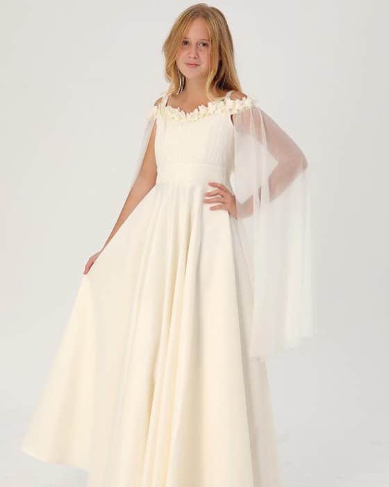 שמלת בת מצווה עם שרוולים פתוחים