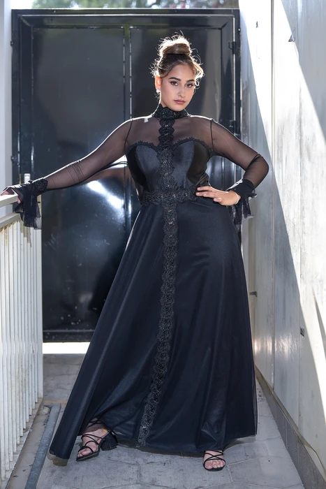 שמלה להשכרה