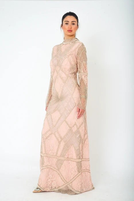 שמלה להשכרה