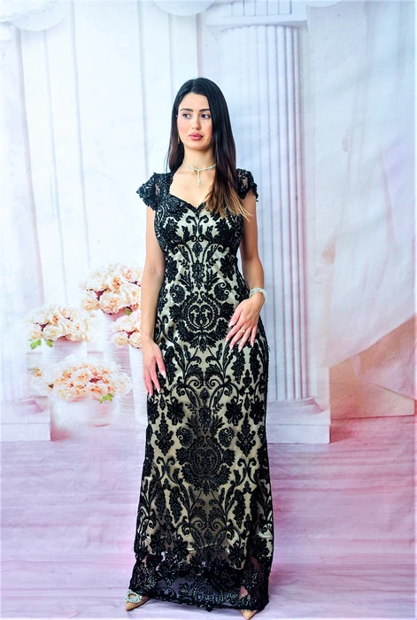 שמלה להשכרה