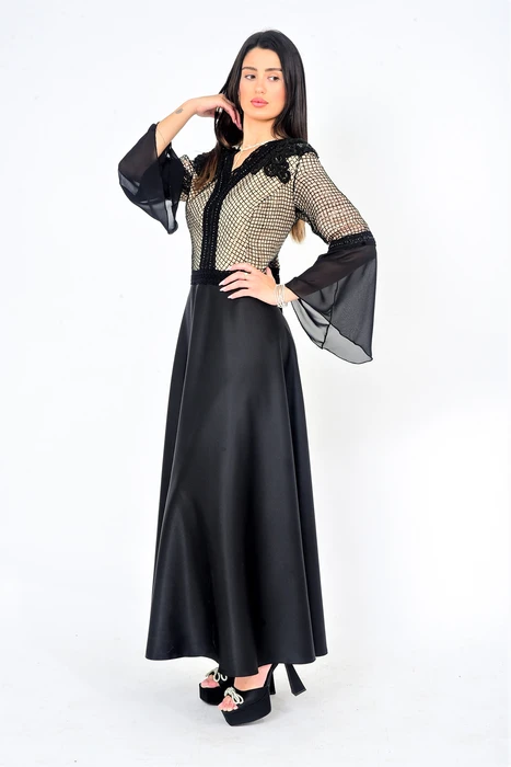 שמלה להשכרה